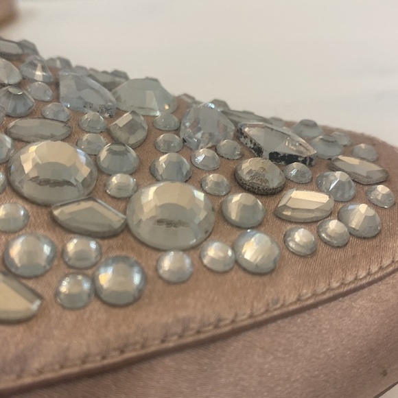 🔥5/$20🔥 Aldo Pink Satin Mules with Gems - Picture 13 of 16